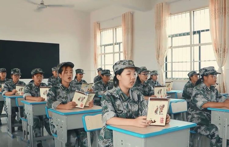 AAA级少年叛逆期管教学校